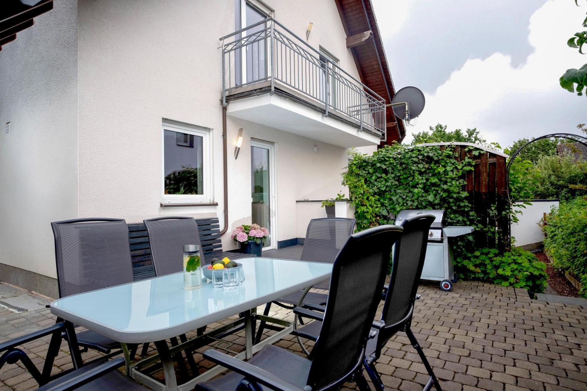 Lenhaus Mit Kamin & Garten - Ferienhaus Im Gruenen Sundern Exterior foto